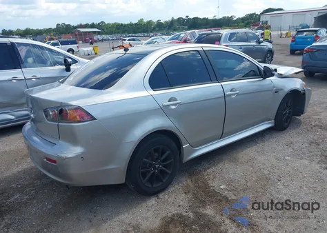 2017 Mitsubishi Lancer Es/Le z USA, uszkodzony, nr VIN JA32U2FU5HU010822